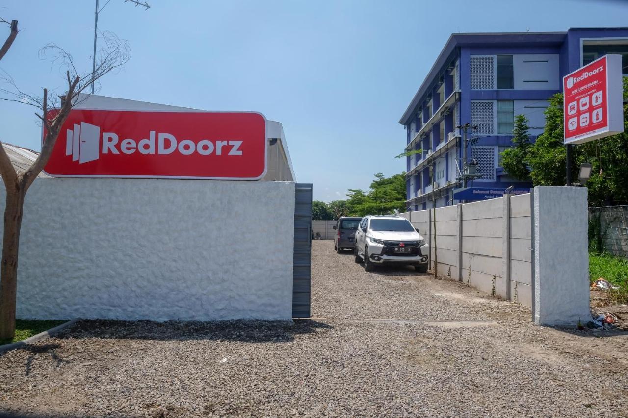 Hotel Reddoorz Near Tugu Kartasura Sukoharjo Exteriér fotografie