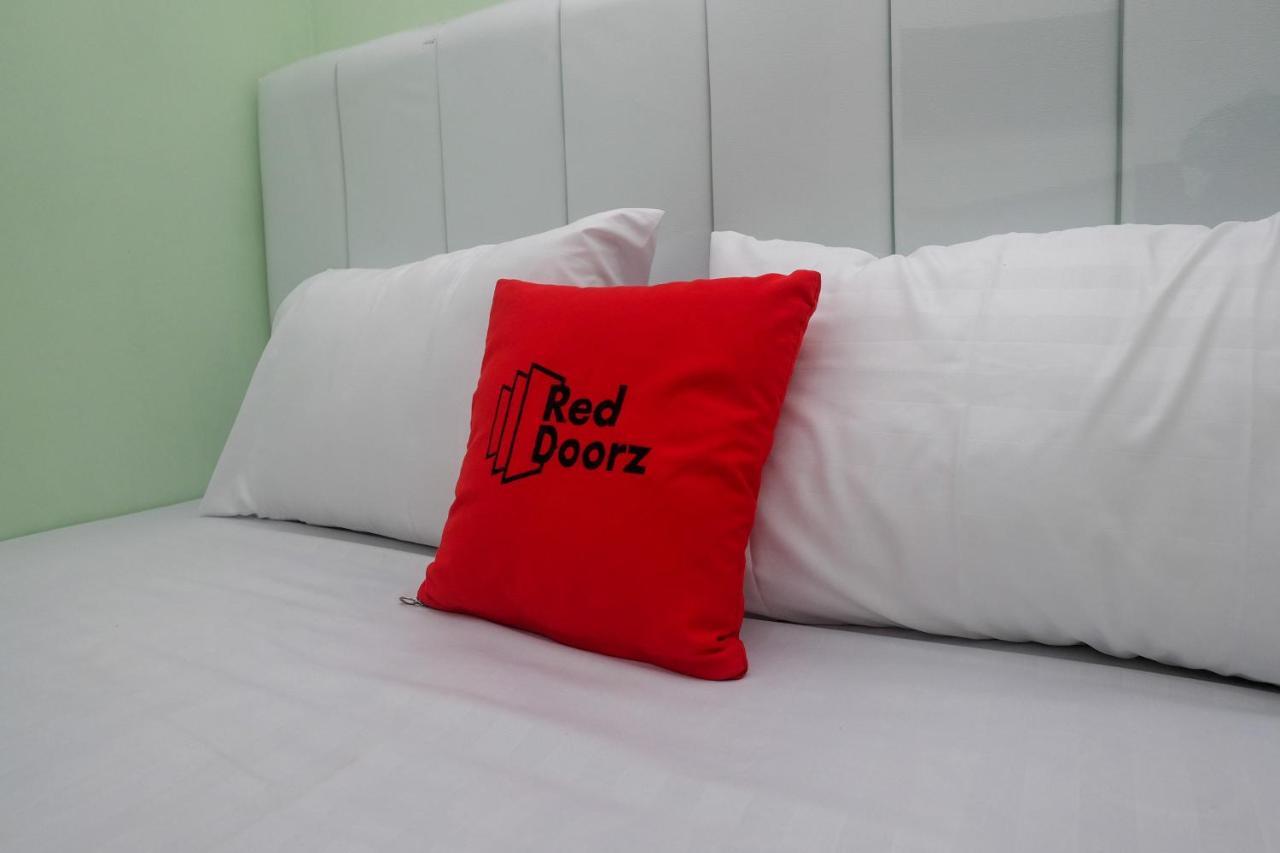 Hotel Reddoorz Near Tugu Kartasura Sukoharjo Exteriér fotografie
