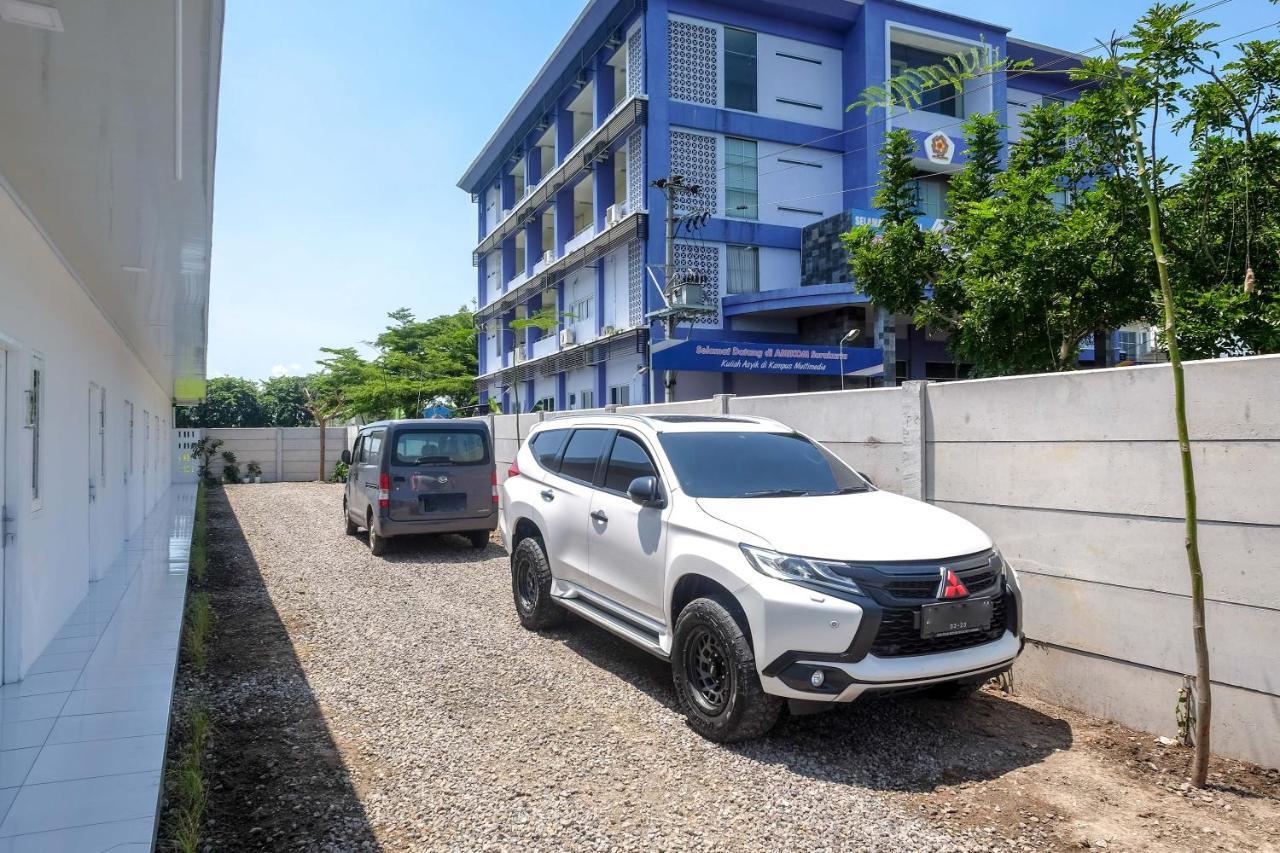 Hotel Reddoorz Near Tugu Kartasura Sukoharjo Exteriér fotografie